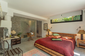 VILLA DE PRESTIGE