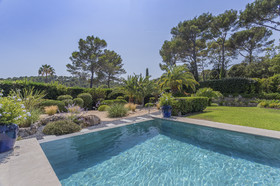 VILLA DE PRESTIGE